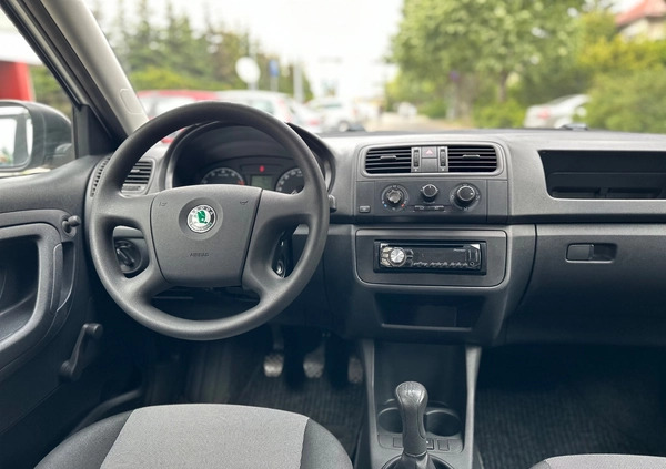 Skoda Fabia cena 14700 przebieg: 168865, rok produkcji 2009 z Warszawa małe 232